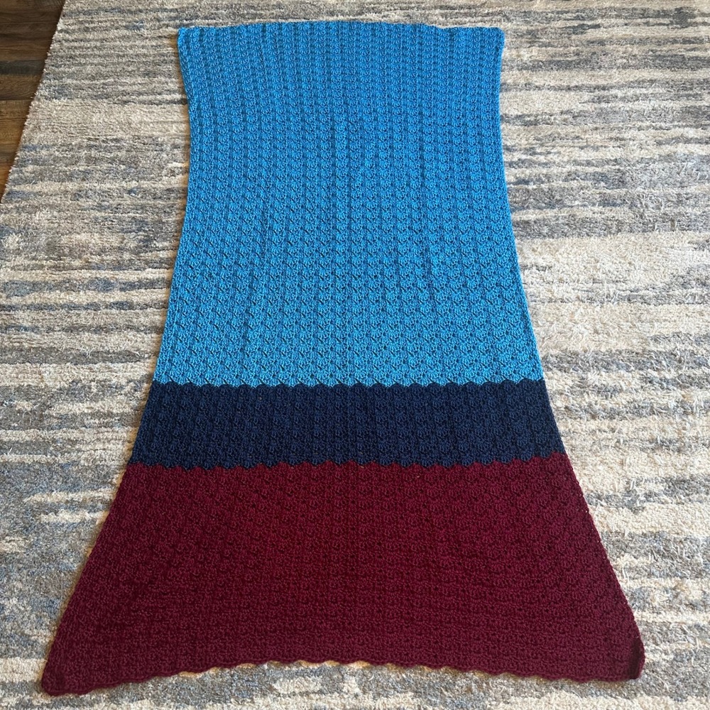 Handmade Crochet Blanket Colorblock Shell Stitch Throw Blue Navy Burgundy 35x62